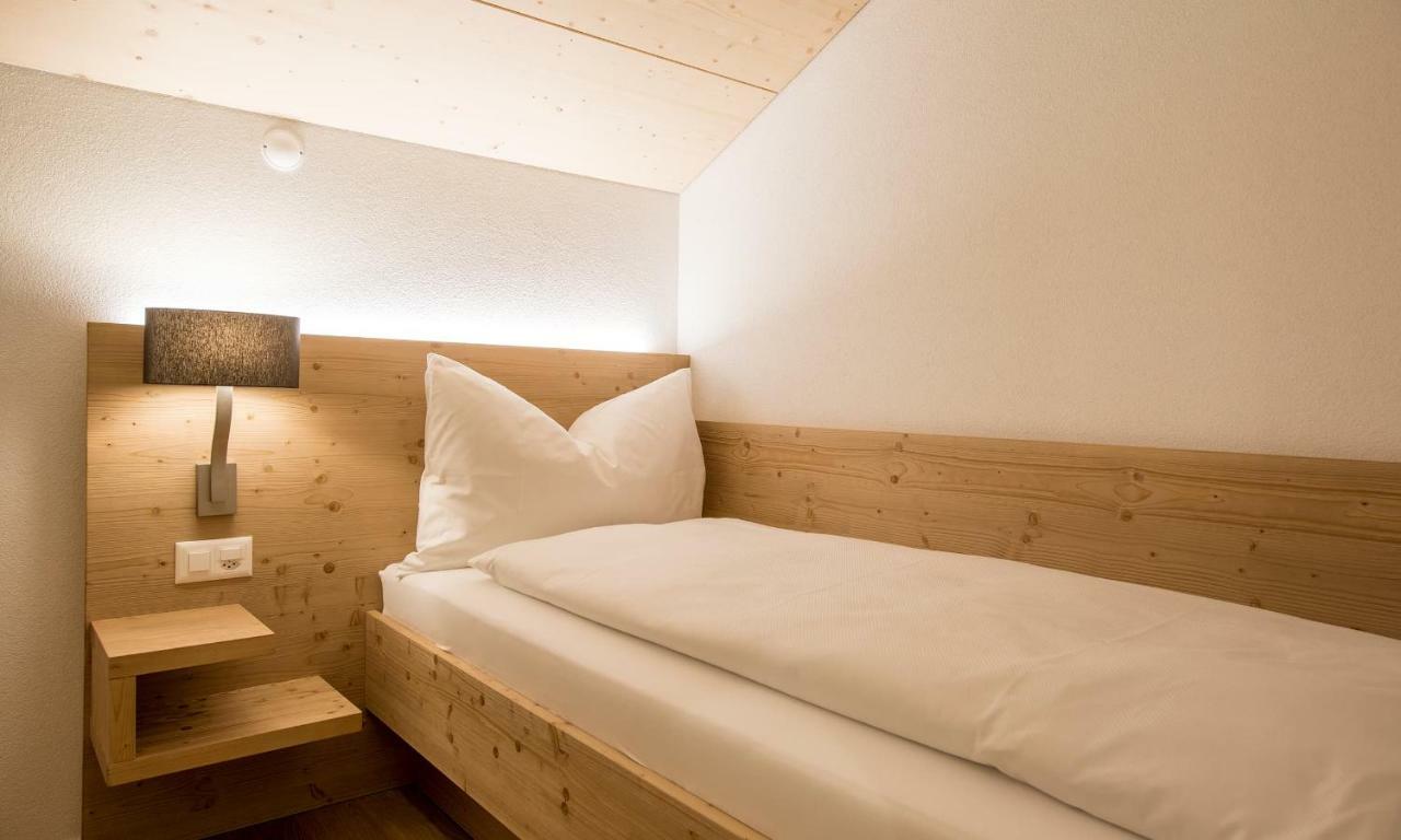 Gadmer Lodge - Dein Zuhause In Den Bergen Gadmen Bagian luar foto