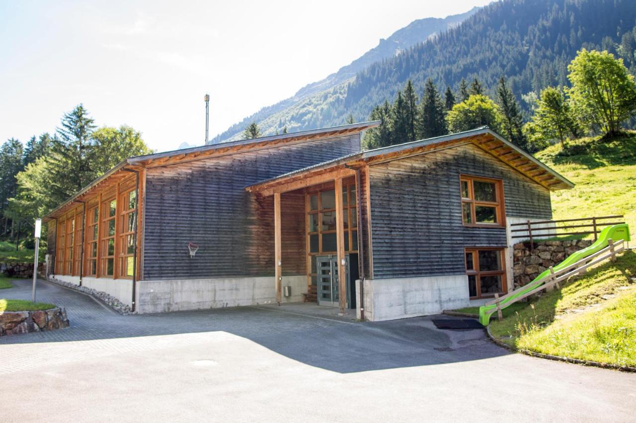 Gadmer Lodge - Dein Zuhause In Den Bergen Gadmen Bagian luar foto
